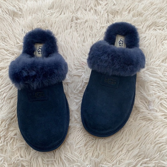 Brand new Authentic Ugg cozy genuine shearling slipper in navy - Picture 5 of 13